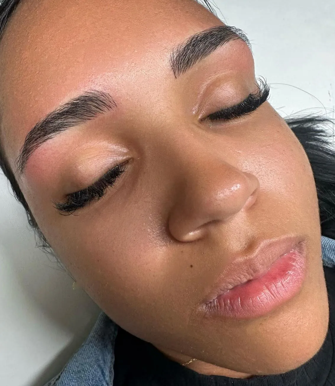 Turistic Service | How Does Microblading Look After Five Years? Common Myths About Long-Term Microblading