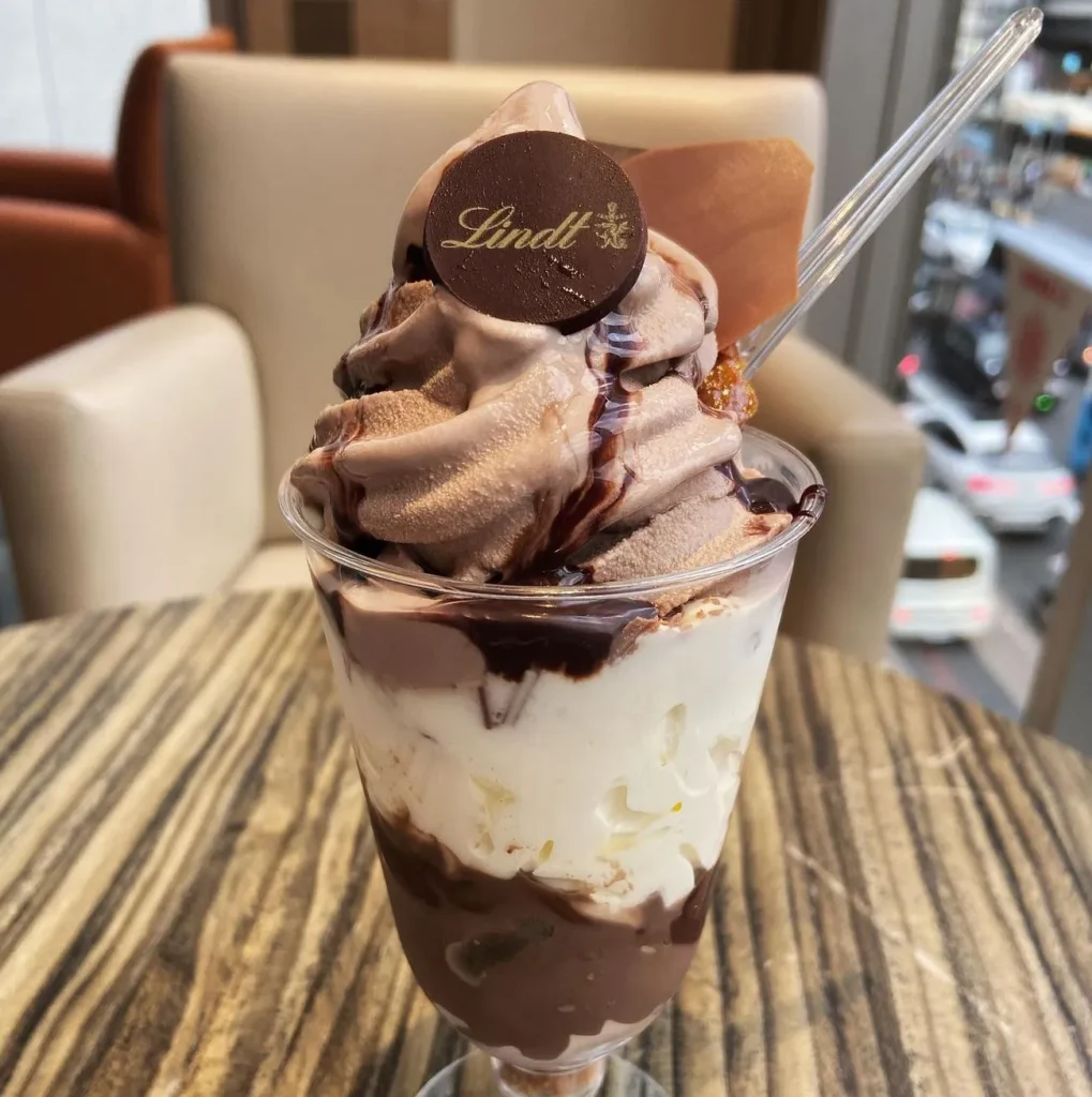 Turistic Service | A Chocolate Lover’s Guide to Melbourne’s Sweetest Destinations Lindt Chocolate Cafe