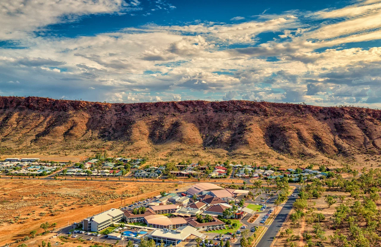 Explore the Surrounding Wonders of Alice Springs with Unforgettable Day Excursions